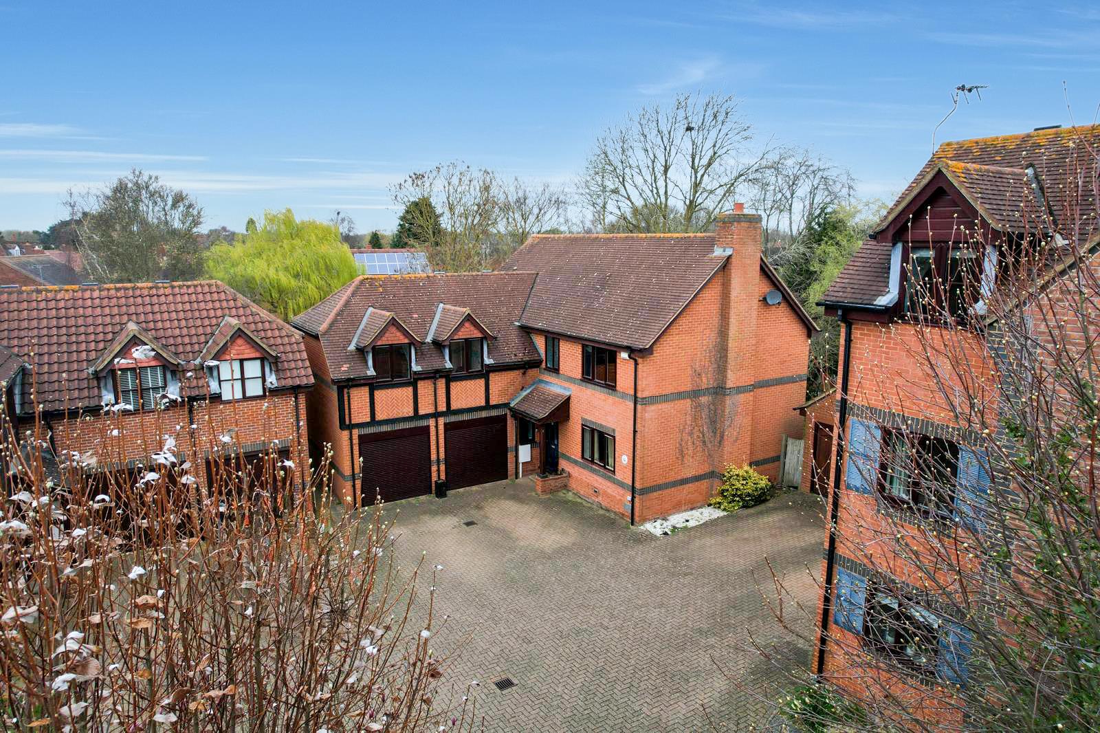 4 bed property in Walton Road, Milton Keynes